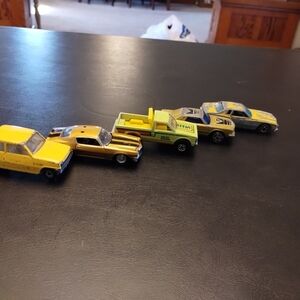 1970's,1980's Hot wheels And Matchbox Cars Green Truck Is 1992 Lot